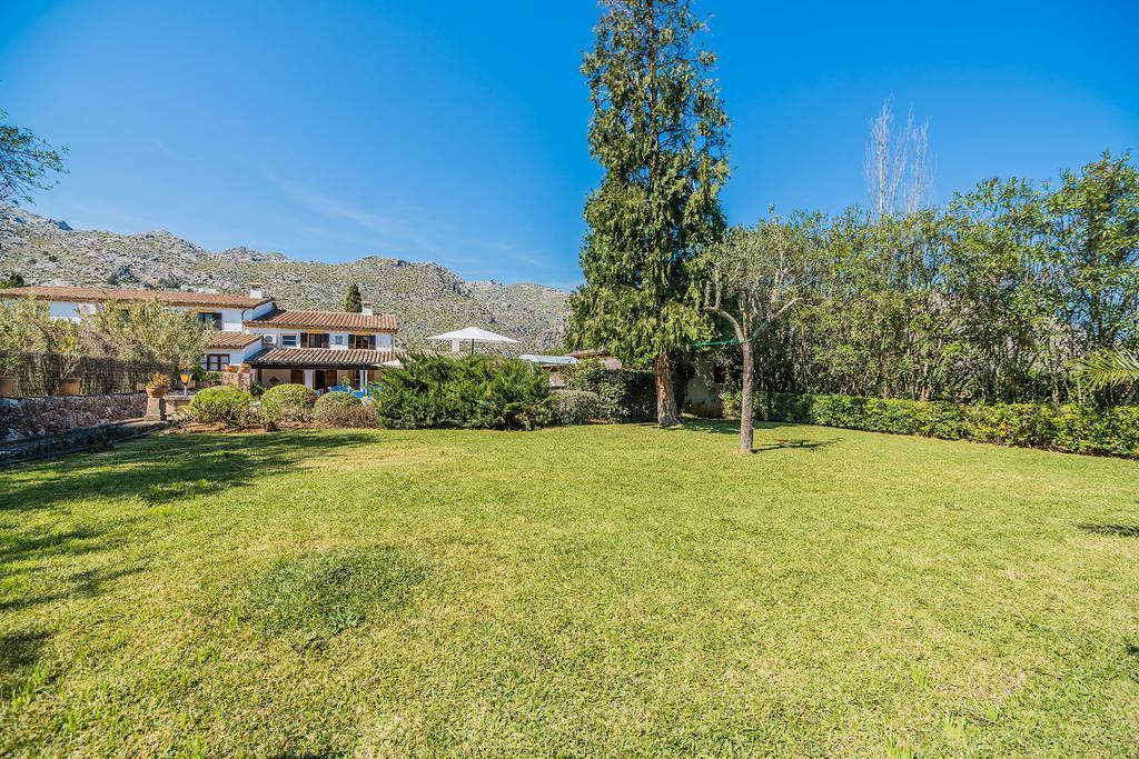 Can Giro Pollença Buitenkant foto